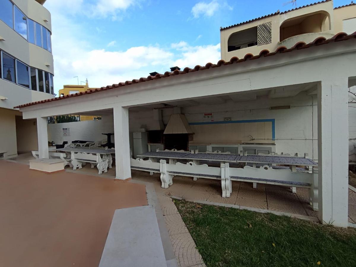 Love Shack Flat In Quarteira Center Exterior photo